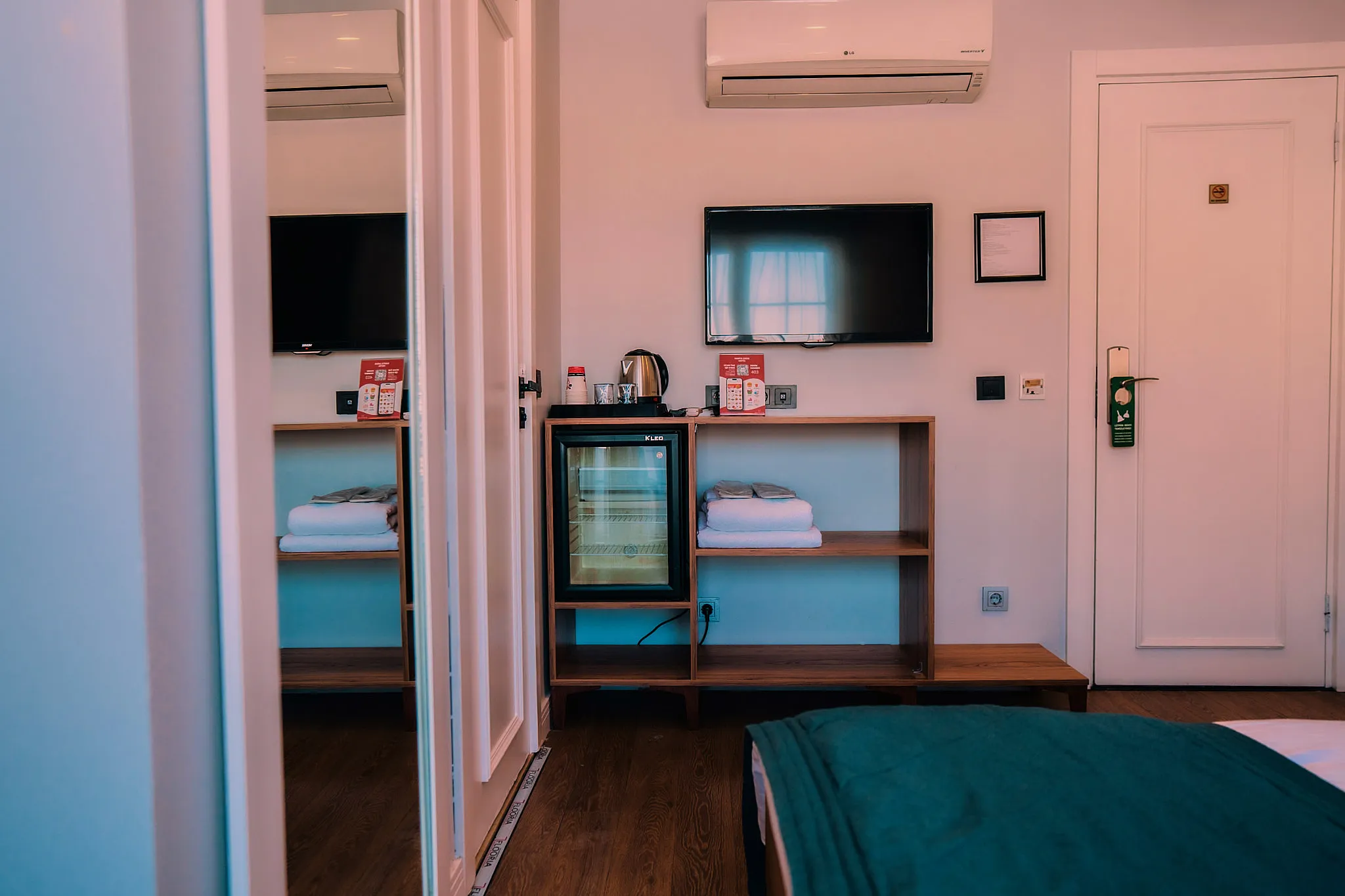 Standart odada pencere manzarası