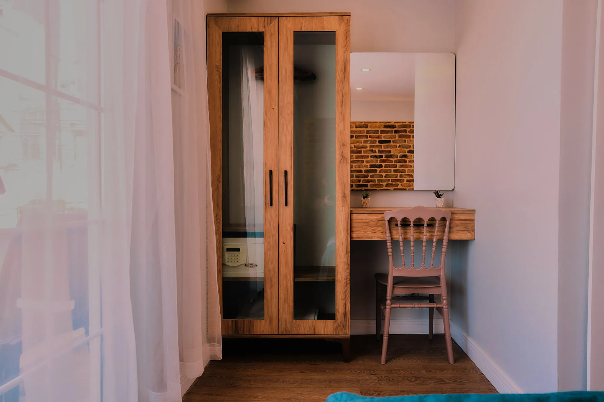 Standart odada dekoratif detaylar