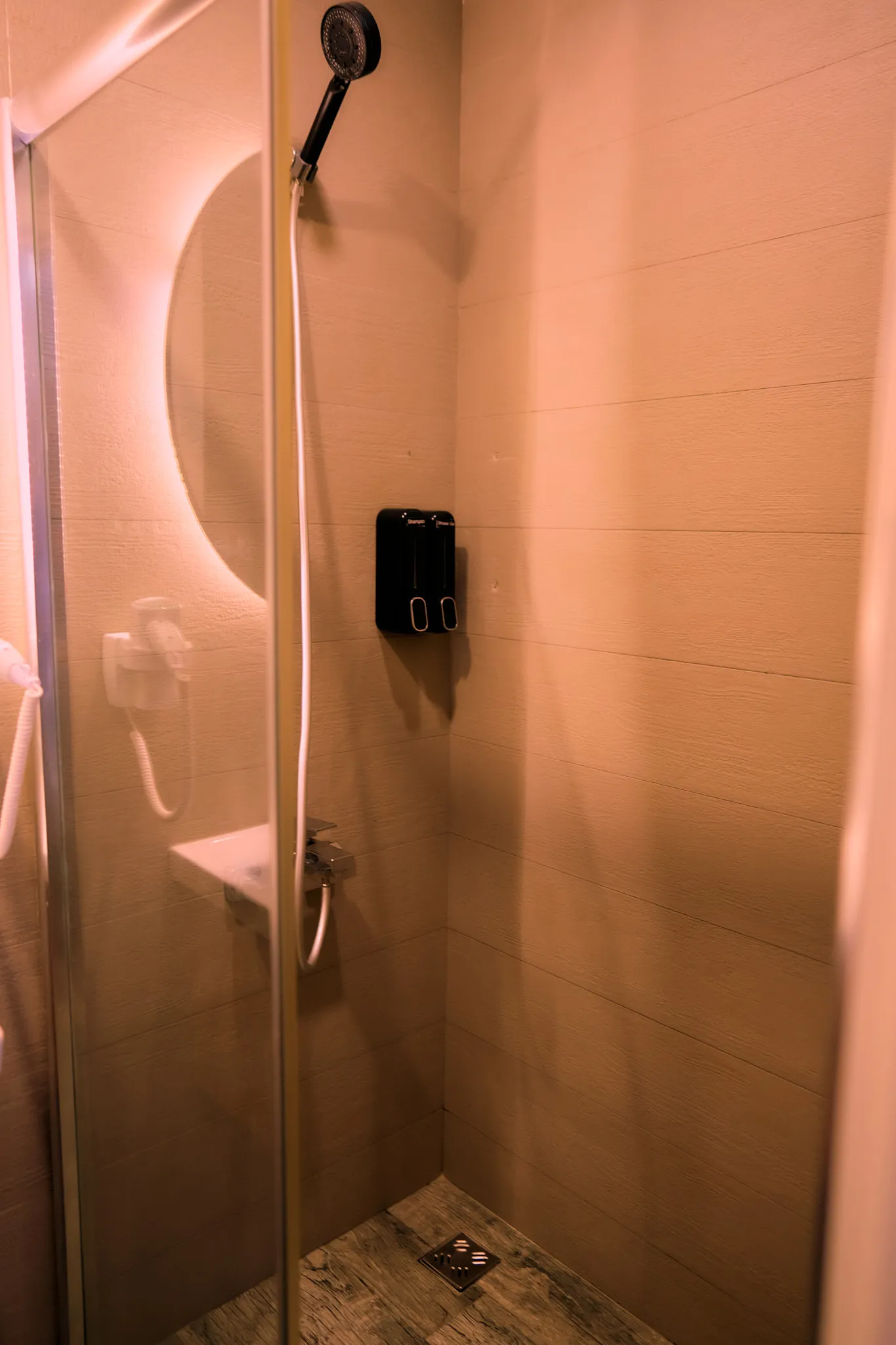 Ekonomik oda fotoğraf 9